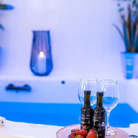 Queen With Hot Tub Θεσσαλονίκη