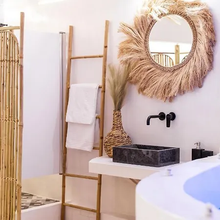 Διαμέρισμα Queen With Hot Tub Θεσσαλονίκη